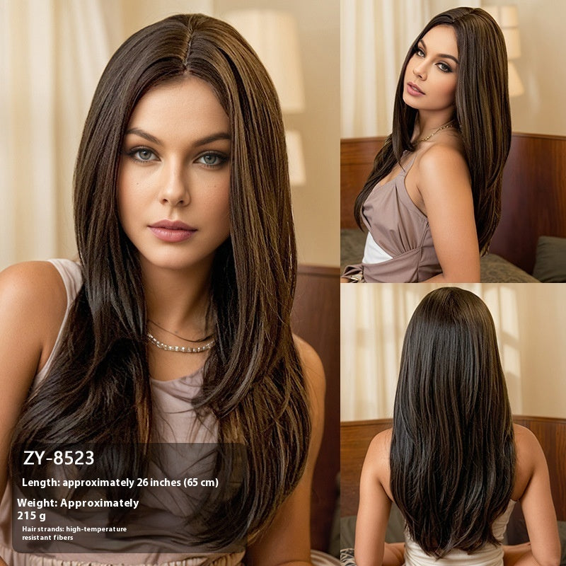 Long Wavy Synthetic Wig with Natural Hairline – 60 cm Heat-Resistant Fibre